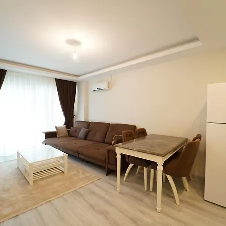 Euro 20 / No -15 Kiralik 2+1 Apartament Alanya
